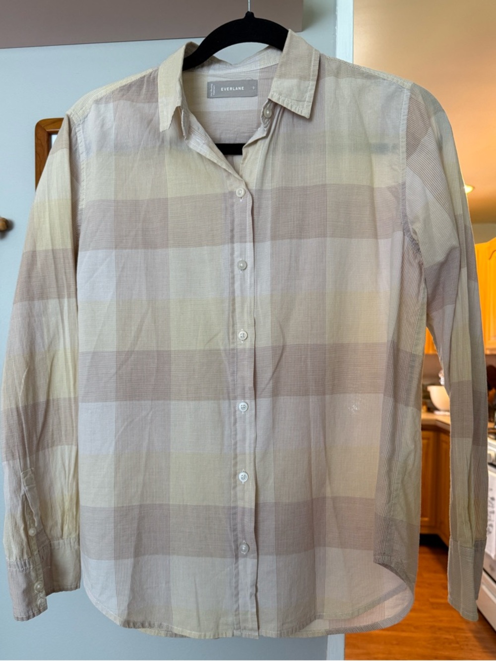Everlane Beige and Cream Plaid Button-Down Shirt Summer Layer Size Small